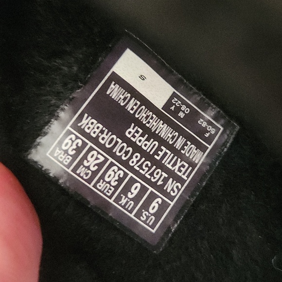 NWOT! Sketcher Fur Lined Ankle Boots - Picture 6 of 7